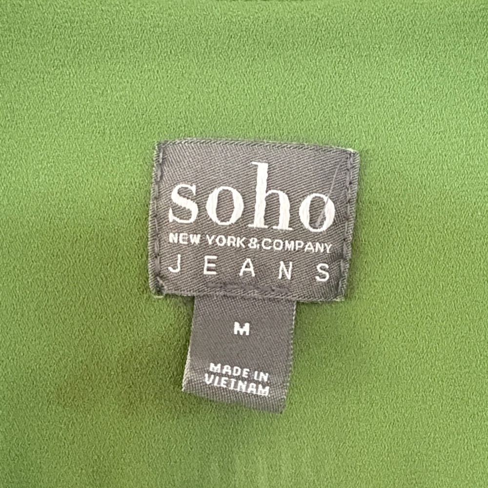 Soho Vibrant Green Blouse with V-Neck - Picture 2 of 9